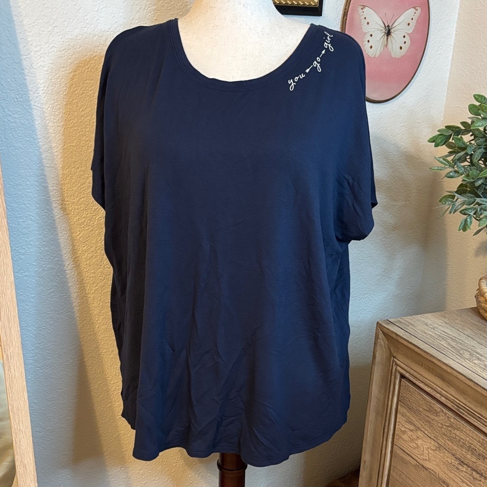 Cacique Sleep Top Navy Size 18/20